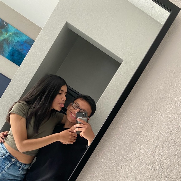 Meet your Posher, Oswaldo - Picture 1 of 1